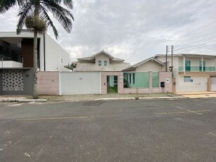 Casa em Praia dos Amores, Balneário Camboriú/SC de 219m² 3 quartos à venda por R$ 4.255.000,00