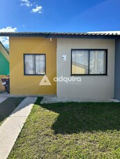 Casa em Uvaranas, Ponta Grossa/PR de 45m² 2 quartos à venda por R$ 209.000,00 ou para locação R$ 950,00/mes