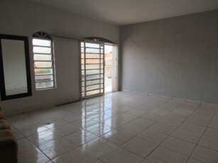 Casa em Vila Independência, Piracicaba/SP de 122m² 2 quartos à venda por R$ 0,01 ou para locação R$ 1.600,00/mes