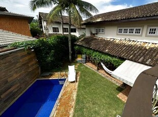 Excelente casa em condomínio para locação na praia da Baleia, São Sebastião/SP - 260m², 4