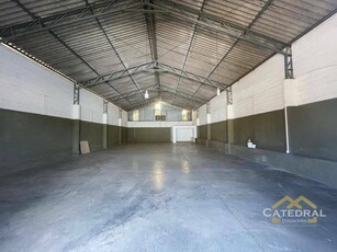 Galpão em Centro, Jundiaí/SP de 300m² para locação R$ 7.000,00/mes