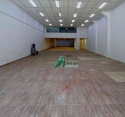 Loja para alugar no bairro Centro, 250m²