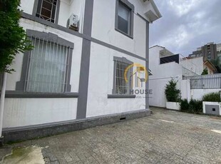 Prédio comercial para locação na Vila Mariana, 12 salas, 9 vagas de garagem, 220m²