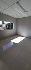 Sala em Vila Figueira, Suzano/SP de 15m² para locação R$ 750,00/mes