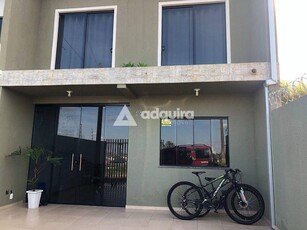 Sobrado em Chapada, Ponta Grossa/PR de 89m² 3 quartos à venda por R$ 319.000,00