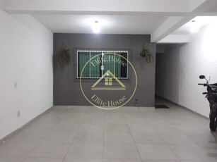 Sobrado em Jardim Salete, Taboão da Serra/SP de 400m² 3 quartos à venda por R$ 699.000,00
