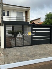 Sobrado em Neves, Ponta Grossa/PR de 176m² 4 quartos à venda por R$ 579.000,00