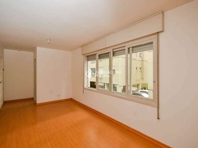 Apartamento com 2 quartos para alugar na travessa alexandrino de alencar, 76, azenha, porto alegre, 88 m2 por r$ 2.100