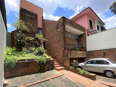 Casa Alto Padrão - São Paulo, SP no bairro Jardim Peri Peri