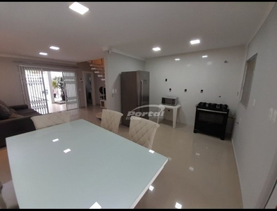 Casa no Bairro Ponta Aguda em Blumenau com 3 Dormitórios (1 suíte) e 111 m²