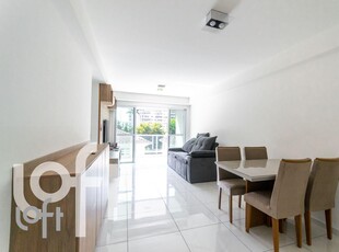 Apartamento à venda em Tijuca com 90 m², 2 quartos, 2 suítes, 2 vagas
