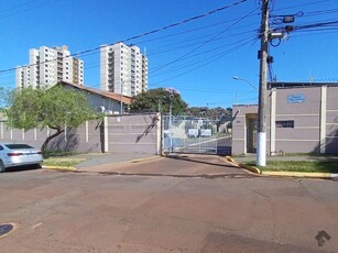 Excelente casa condomínio - pronta para morar