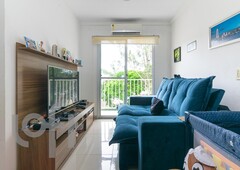 Apartamento à venda em Taquara com 52 m², 2 quartos, 1 vaga