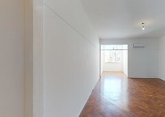 Apartamento à venda em Copacabana com 140 m², 3 quartos, 1 suíte, 1 vaga