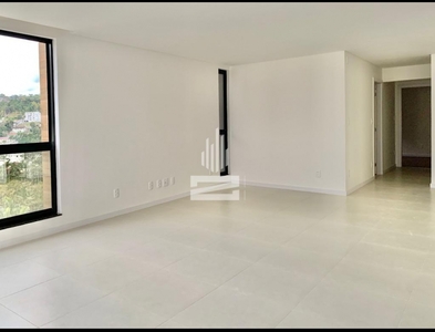 Casa no Bairro Vila Nova em Blumenau com 2 Dormitórios e 110 m²