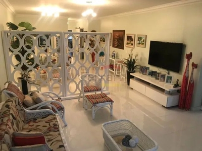 Apartamento no Guarujá/Enseada mobiliado à150m da praia com vista para o mar