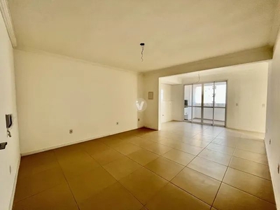 Excelente apartamento no centro da cidade.