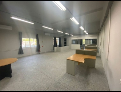 Sala/Escritório no Bairro Garcia em Blumenau com 1000 m²