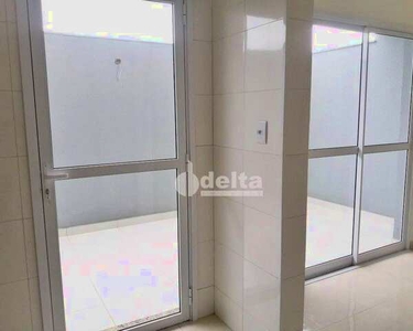 Apartamento com 2 dormitórios à venda, 62 m² por R$ 285.000,00 - Santa Mônica - Uberlândia