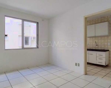 Apartamento com 2 dormitórios ao lado do Angeloni Beira Mar