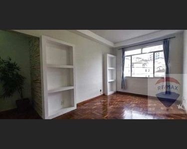 Apartamento dois quartos no centro