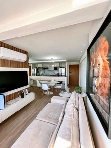 Apartamento para venda possui 55 metros quadrados com 2 quartos em Farol - Maceió - Alagoa