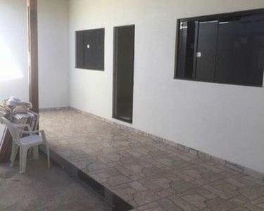 Casa com 3 dormitórios em Sete Lagoas