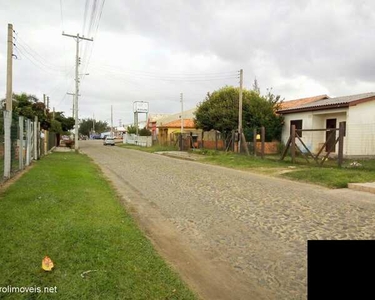 Casa com 3 Dormitorio(s) localizado(a) no bairro Nazaré em Cidreira / RIO GRANDE DO SUL R