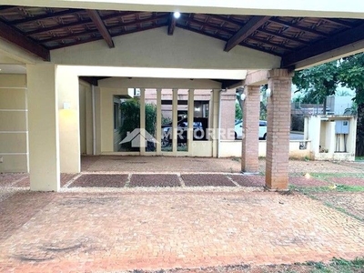Casa para locação no Condomínio Parque Portugal, Taquaral em Campinas, SP.