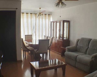 Excelente apartamento, reformado, mobiliado, 67m², 2 dorm. box coberto escriturado