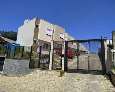 Excelente sobrado NOVO em condomínio fechado na Vila Nova com 2 dormitórios e pátio privat