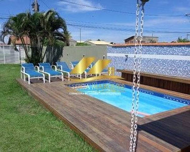 Linda casa a pronta entrega de 3 quartos, área gourmet e piscina em Unamar - Cabo Frio - R