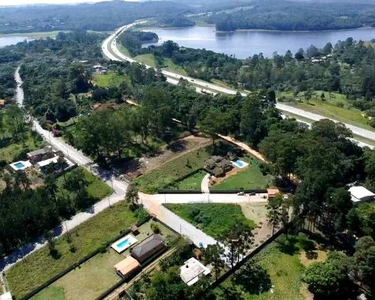 Troco Terreno com 2100 mts guarapiranga