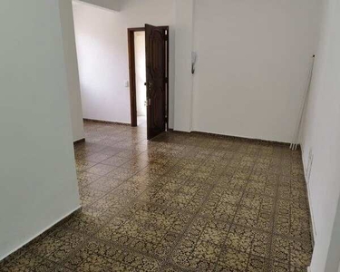 Vendo Apartamento Vazio, Térreo, Portuguesa, 2 Quartos, sem escadas, 60 m2!