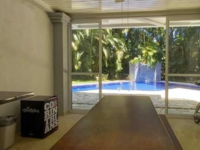 Casa com 5 dormitórios sendo 4 suítes, espaço gourmet e piscina a venda na Riviera de São