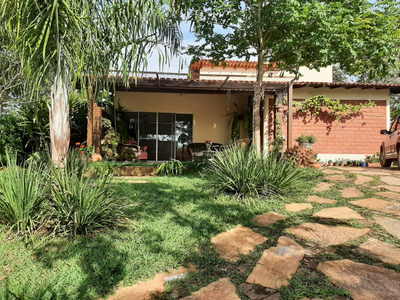 Casa pronta em paraíso ambiental