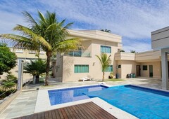 Vendo linda casa em lote 2000m2 condomínio rua 6 Vicente pires 4 suítes piscina churrasque