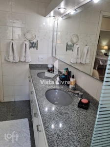 Apartamento à venda em Jardim Paulistano com 186 m², 3 quartos, 1 suíte, 3 vagas