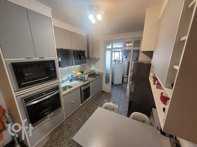 Apartamento à venda em Vila Romana com 108 m², 3 quartos, 2 suítes, 3 vagas