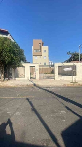 Apartamento com 2 quartos para alugar no bairro Milionários, 96m²