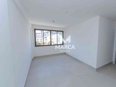Apartamento com 3 quartos para alugar no bairro Serra, 80m²