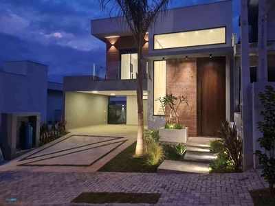 Casa com 3 quartos à venda no bairro Ponte Pequena, 202m²