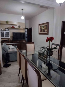 Casa com 4 quartos à venda no bairro Carlos Prates, 167m²