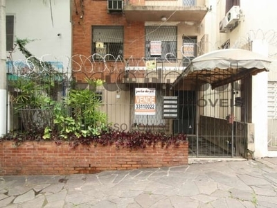 Apartamento com 2 quartos para alugar na rua garibaldi, 812, independência, porto alegre por r$ 1.000