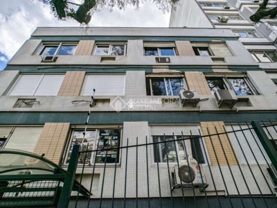 Apartamento com 3 quartos à venda na rua felipe camarão, 159, rio branco, porto alegre, 103 m2 por r$ 400.000