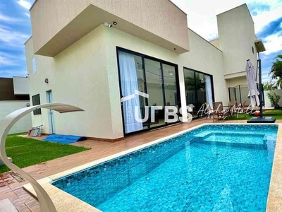 Casa com 3 quartos à venda no bairro Residencial Goiânia Golfe Clube, 445m²