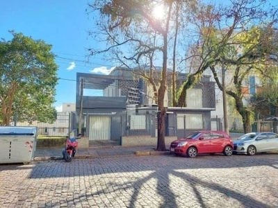 Casa com 3 quartos para alugar na rua general neto, 516, floresta, porto alegre por r$ 12.000