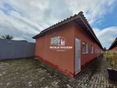 Casa em condomínio fechado com 2 quartos à venda na rua costa rica, cibratel ii, itanhaém por r$ 299.000