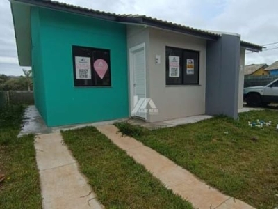 Casa em condomínio fechado com 2 quartos para alugar na rua leopoldo froes, 850, uvaranas, ponta grossa por r$ 600