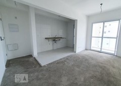 APARTAMENTO no 19º andar com 1 dormitório e 1 garagem